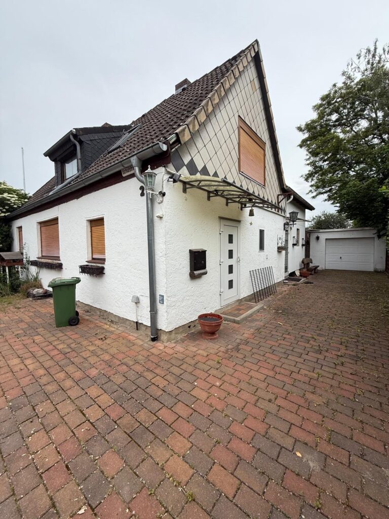 190 m² Wohnfläche – Ideal als Ein- oder Zweifamilienhaus in Woltwiesche