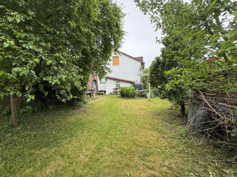 190 m² Wohnfläche – Ideal als Ein- oder Zweifamilienhaus in Woltwiesche