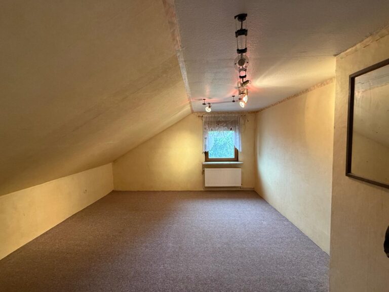 190 m² Wohnfläche – Ideal als Ein- oder Zweifamilienhaus in Woltwiesche