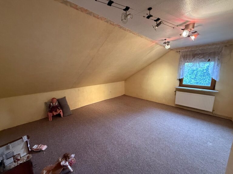 190 m² Wohnfläche – Ideal als Ein- oder Zweifamilienhaus in Woltwiesche