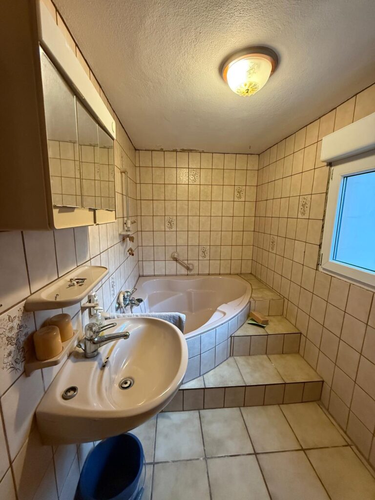 190 m² Wohnfläche – Ideal als Ein- oder Zweifamilienhaus in Woltwiesche