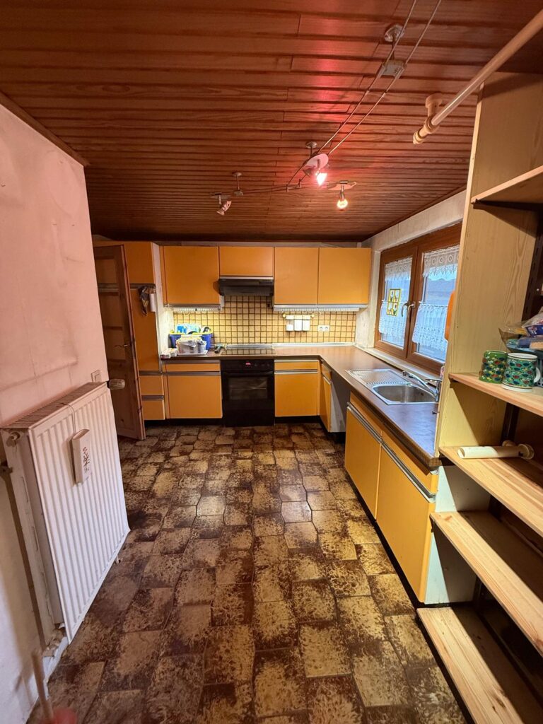 190 m² Wohnfläche – Ideal als Ein- oder Zweifamilienhaus in Woltwiesche