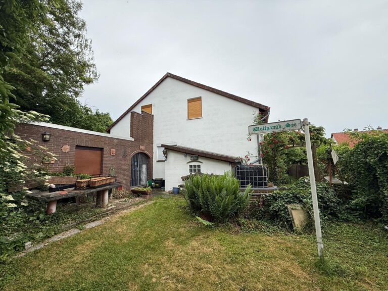 190 m² Wohnfläche – Ideal als Ein- oder Zweifamilienhaus in Woltwiesche