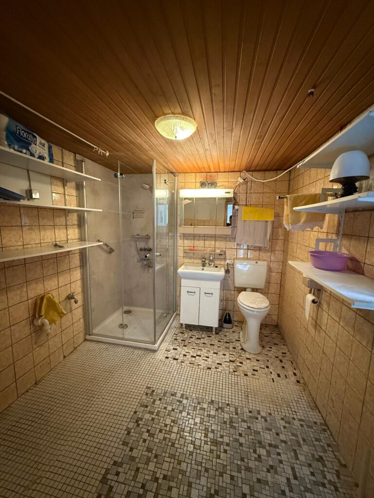 190 m² Wohnfläche – Ideal als Ein- oder Zweifamilienhaus in Woltwiesche