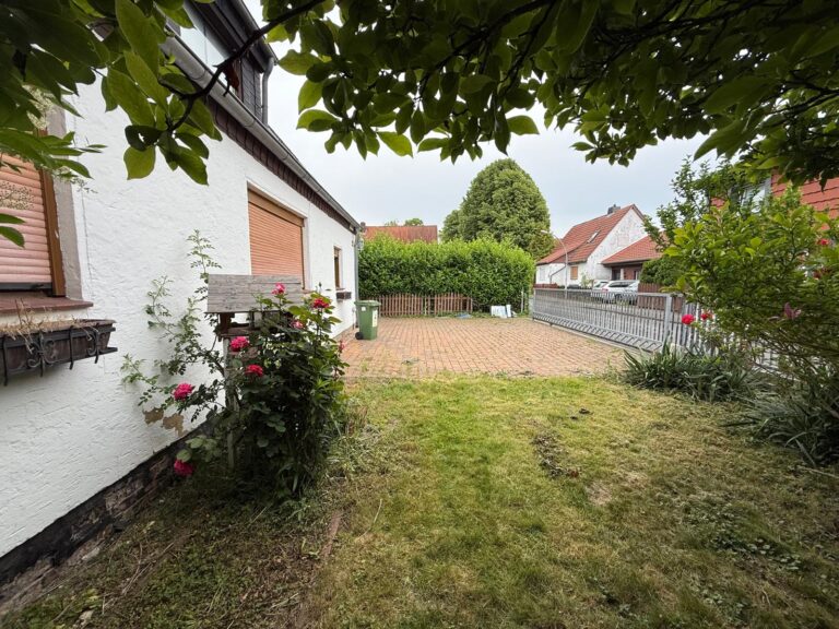 190 m² Wohnfläche – Ideal als Ein- oder Zweifamilienhaus in Woltwiesche