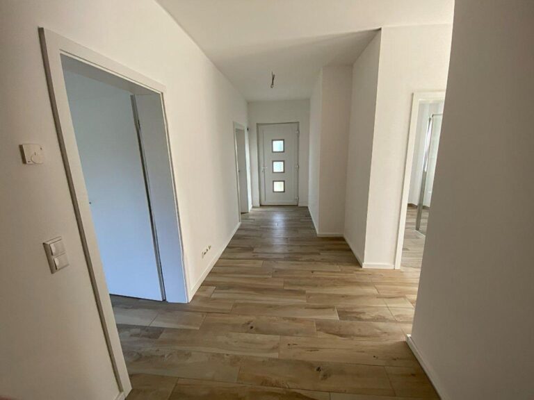 Wohnen im Grünen – Modernes Einfamilienhaus mit bis zu 1.800 m² Grundstück in Falkenberg/Elster