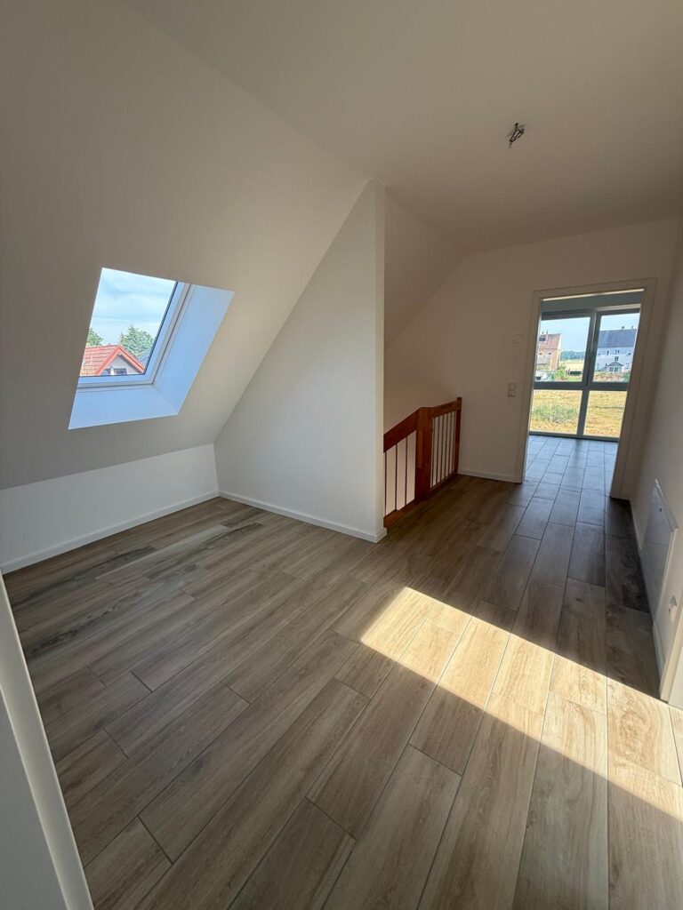 Wohnen im Grünen – Modernes Einfamilienhaus mit bis zu 1.800 m² Grundstück in Falkenberg/Elster
